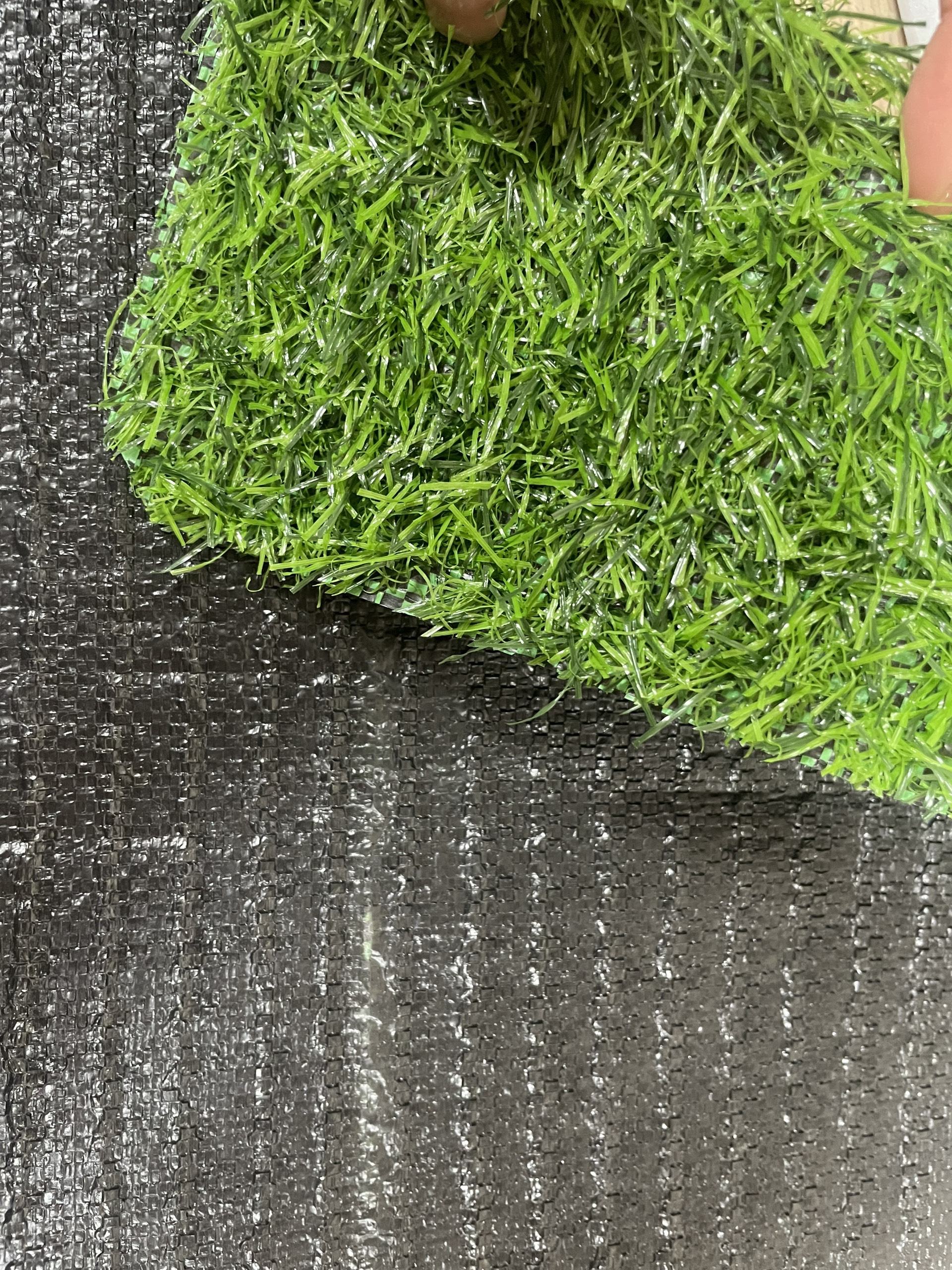 Cỏ nhân tạo sân vườn KP2T-113 10 z6430840742176 6eb2e602de8caacd6742c030c2117f93 1