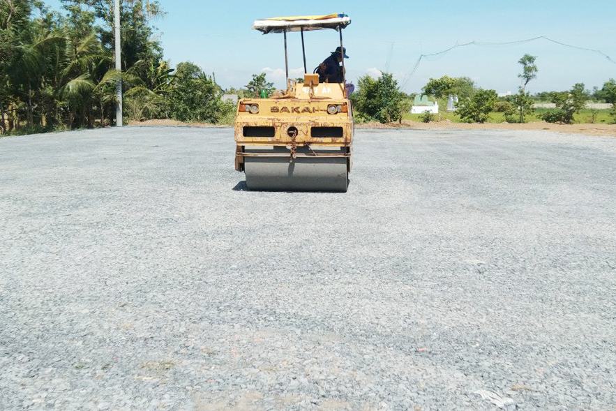 chi phi va quy trinh thi cong san bong da co nhan tao chuan fifa