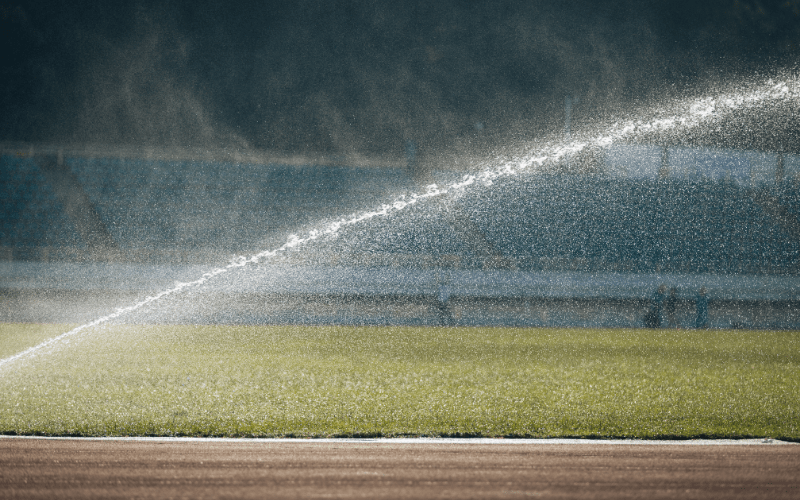 Lý do cần thay cỏ mới cho sân bóng cỏ nhân tạo cũ 21 3