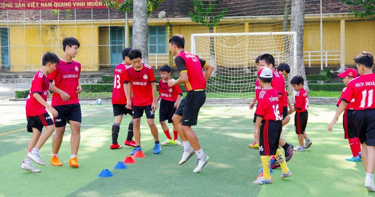 day hoc bong da tp hcm 3