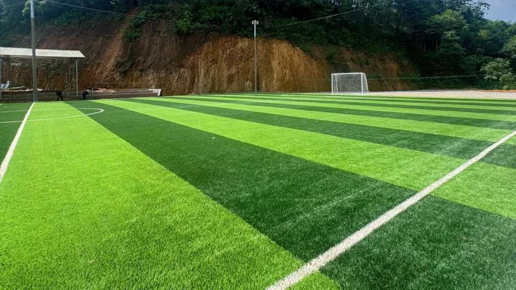 Sân bóng cỏ nhân tạo Chiêm Hóa, Tuyên Quang sau hoàn thiện